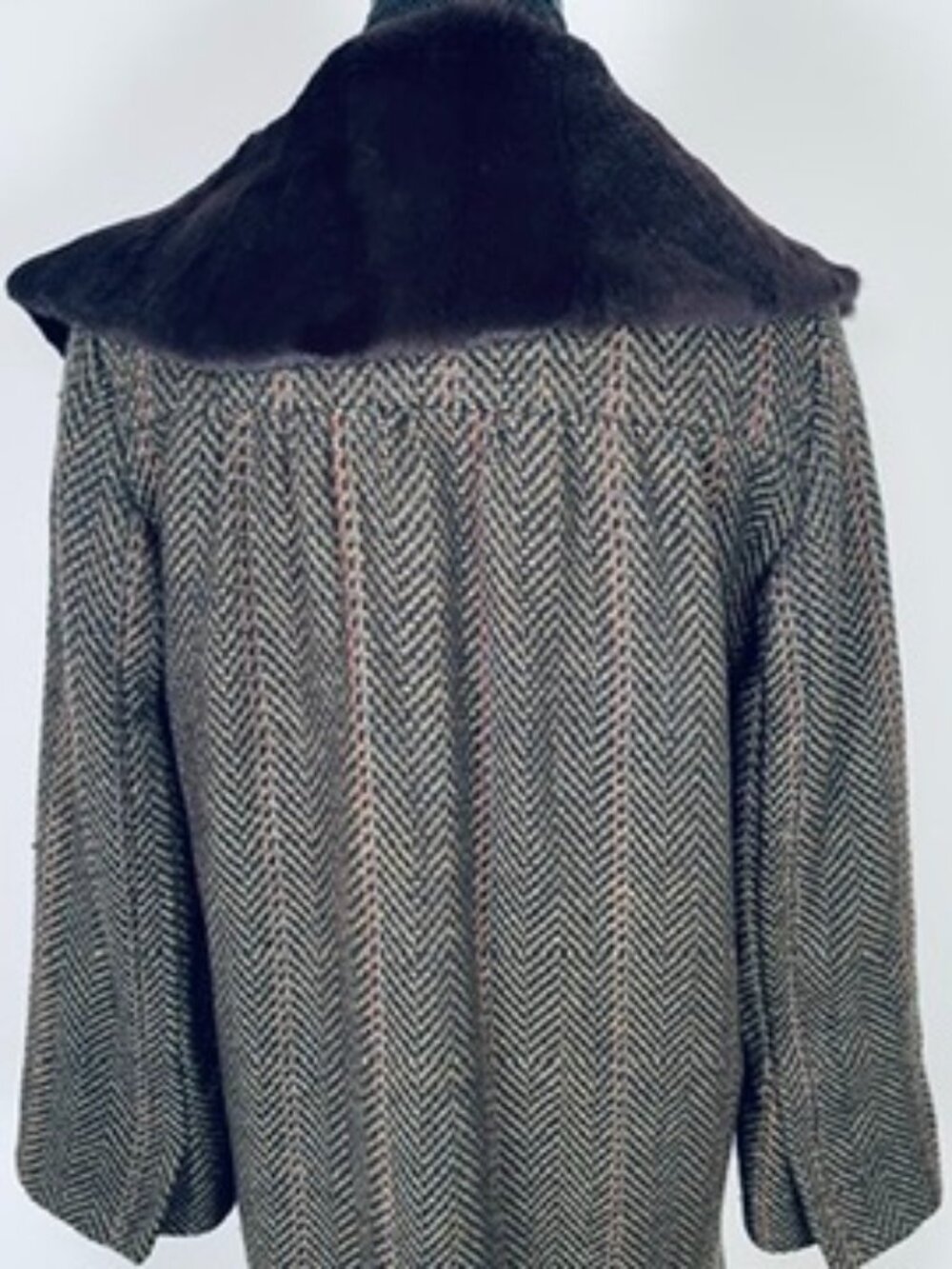 ANTIK BATIK 100% Wool Tweed Coat with Fur Collar & Embroidered Trim Size S - Picture 9 of 9
